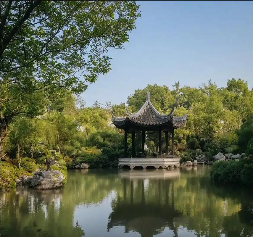 鞍山雅彤餐饮有限公司